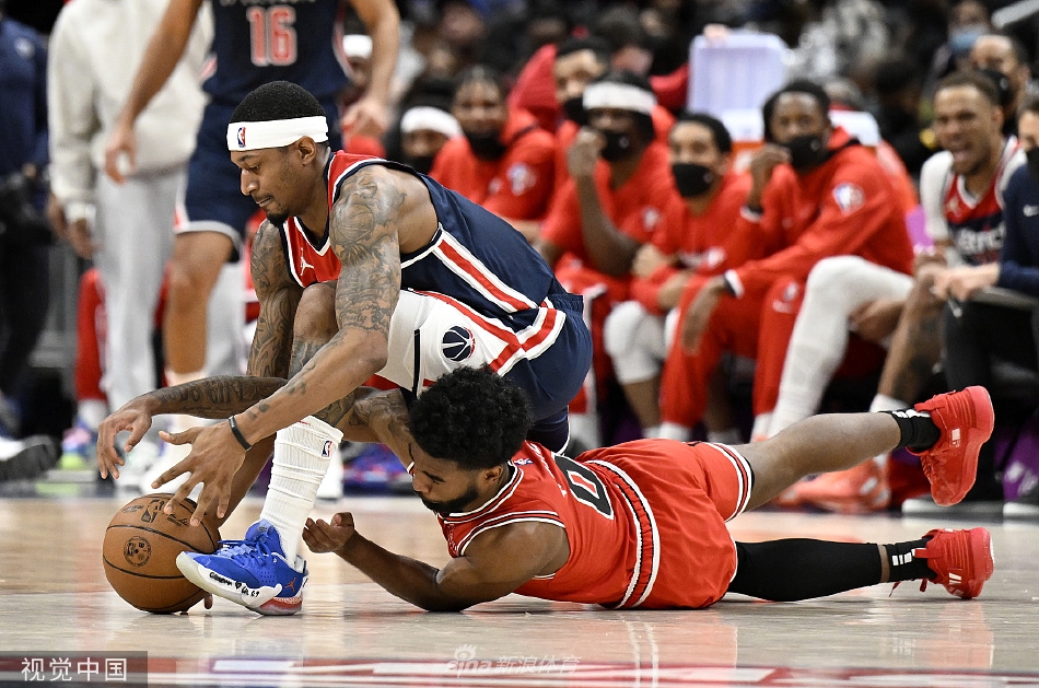 关于赛地聚焦——欧联今夜热度飙升，比利亚雷亚尔绝杀压哨，引发热议，训练强度明显提升的信息