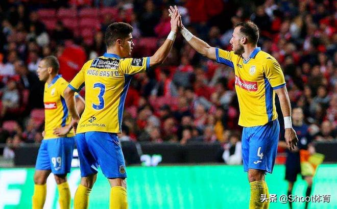 冲刺阶段广东宏远刷新队史纪录：葡超节点到来，引发热议，控场能力受关注的简单介绍-满冠体育官网